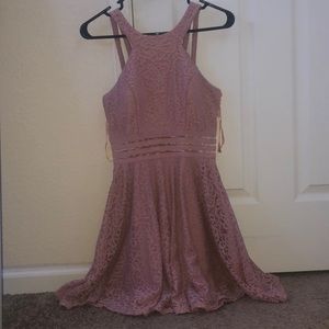 worn once! great condition mauve dress